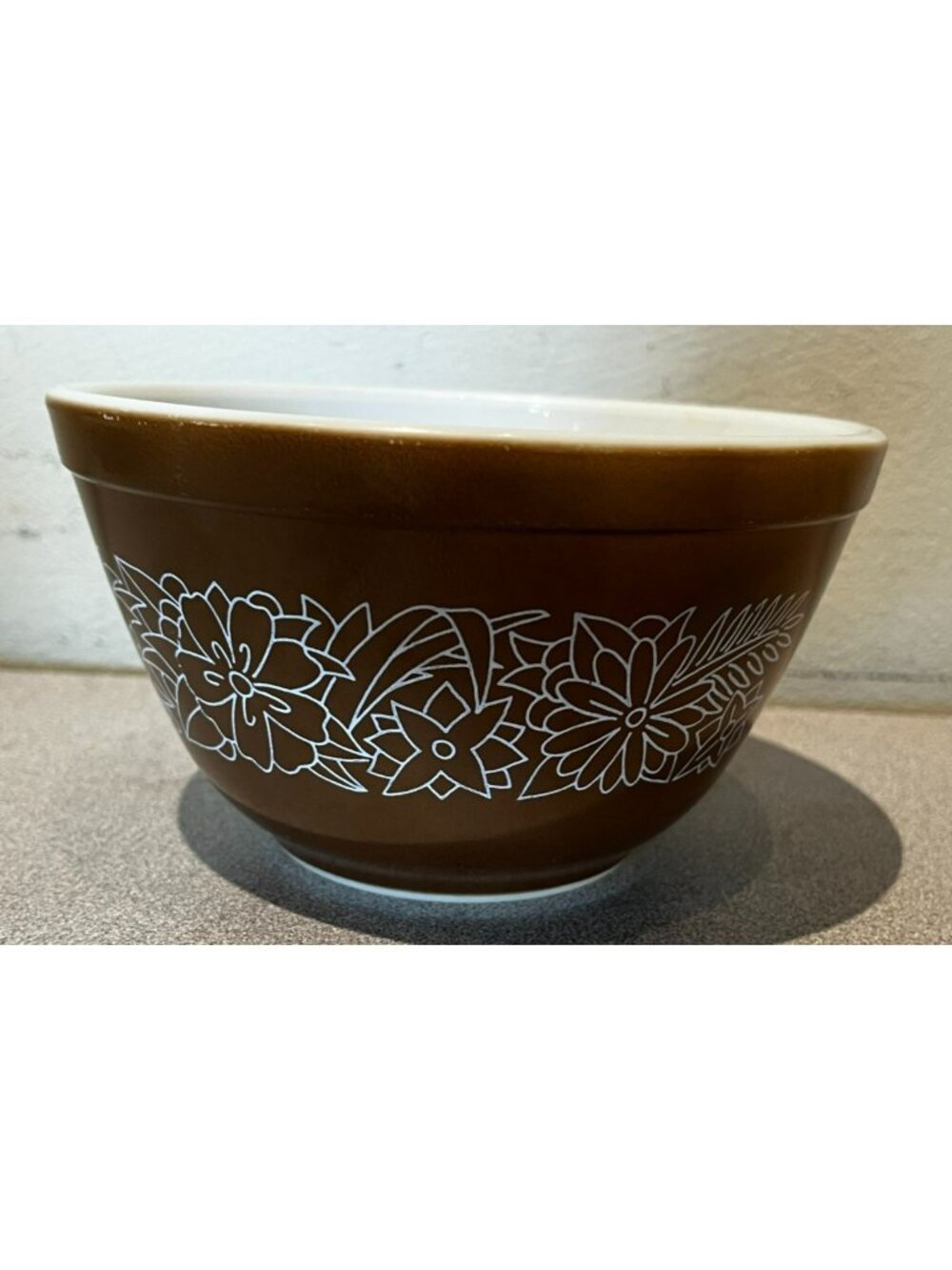 Pyrex Woodland Brown Mixing Bowl Small 401 750 ml, 1-1/2 Pint Vintage